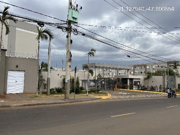 Vende-se em Ribeirao Preto-SP  apto, 88.44 de área total, 43.06 de área privativa,  2_qto(s), a.serv, 1_sala(s), cozinha, 1_vaga(s) de garagem.