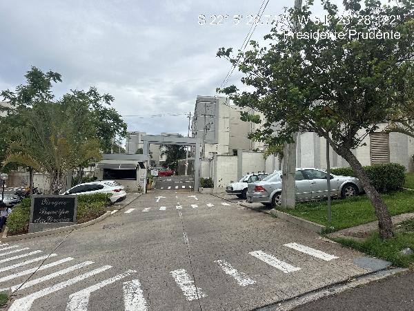 Vende-se em Presidente Prudente-SP  apto, 94.32 de área total, 39.30 de área privativa,  2_qto(s), a.serv, WC, 1_sala(s), cozinha, 1_vaga(s) de garagem.