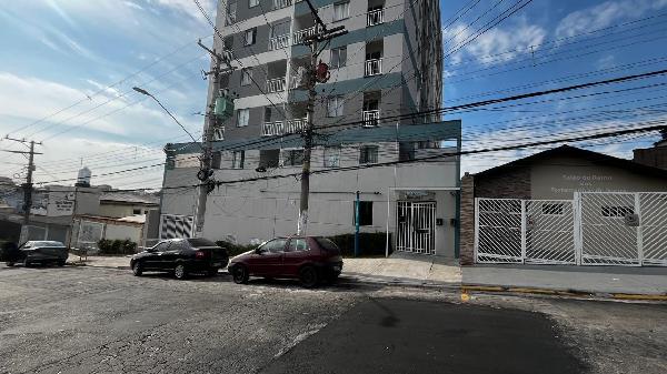 Vende-se em Sao Paulo-SP  apto, 19.62 de área total, 15.10 de área privativa,  1_qto(s), WC, cozinha.