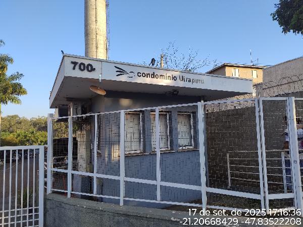 Vende-se em Ribeirao Preto-SP  apto, 102.56 de área total, 43.75 de área privativa, 1_vaga(s) de garagem.