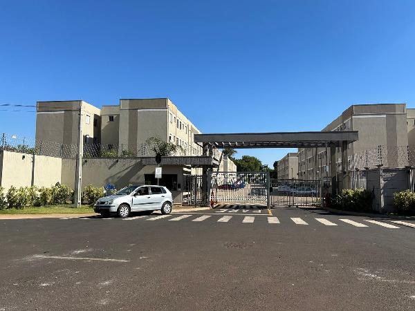 Vende-se em Ribeirao Preto-SP  apto, 89.20 de área total, 43.06 de área privativa,  2_qto(s), WC, 1_sala(s), cozinha.