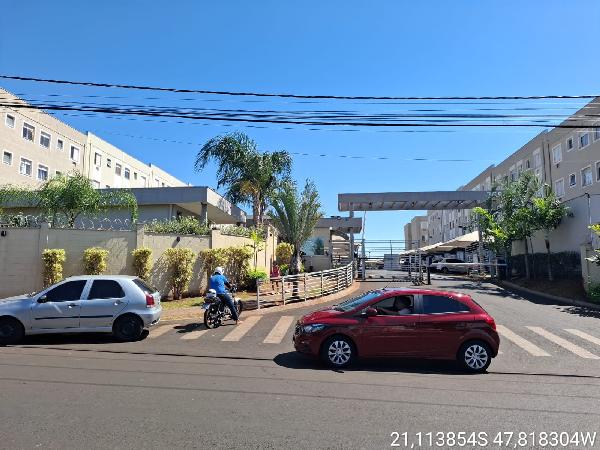 Vende-se em Ribeirao Preto-SP  apto, 89.45 de área total, 43.06 de área privativa,  2_qto(s), WC, 1_sala(s), cozinha, 1_vaga(s) de garagem.