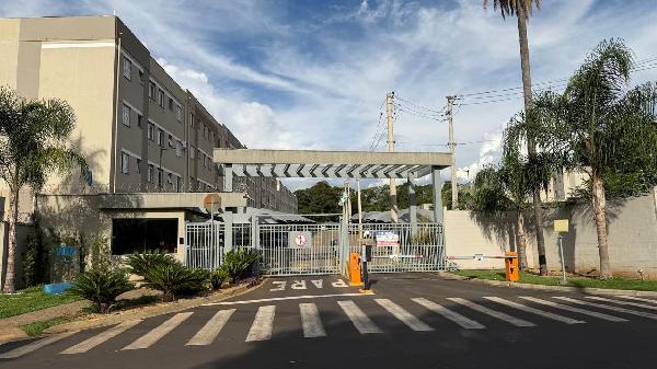Vende-se em Ribeirao Preto-SP  apto, 108.39 de área total, 43.06 de área privativa,  2_qto(s), WC, 1_sala(s), cozinha, 1_vaga(s) de garagem.