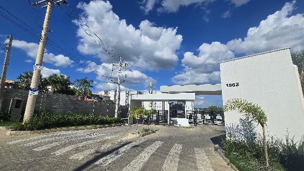 Vende-se em Porto Feliz-SP  apto, 62.30 de área total, 51.44 de área privativa,  2_qto(s), a.serv, WC, 1_sala(s), cozinha, 1_vaga(s) de garagem.