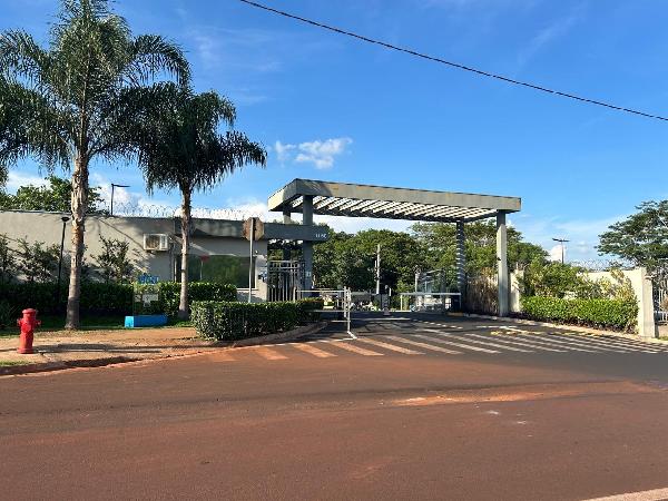 Vende-se em Ribeirao Preto-SP  apto, 91.40 de área total, 43.06 de área privativa,  2_qto(s), WC, 1_sala(s), cozinha, 1_vaga(s) de garagem.