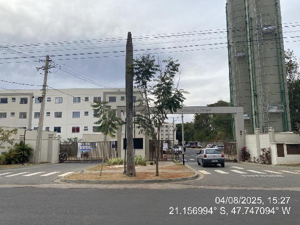 Vende-se em Ribeirao Preto-SP  apto, 64.24 de área total, 40.82 de área privativa,  2_qto(s), a.serv, WC, 1_sala(s), cozinha.