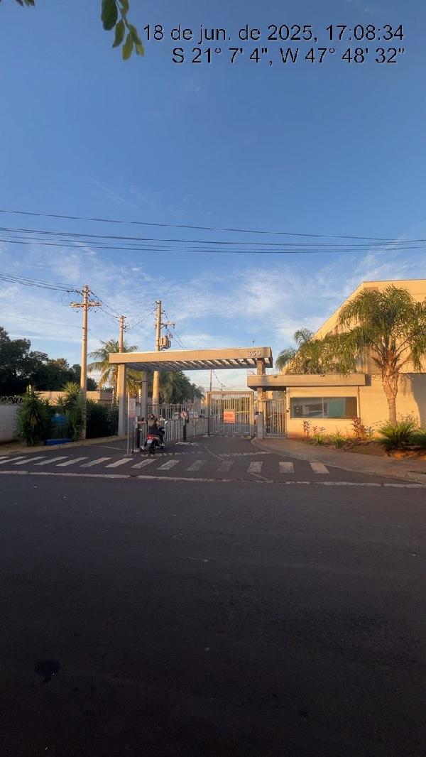 Vende-se em Ribeirao Preto-SP  apto, 89.34 de área total, 43.06 de área privativa,  2_qto(s), WC, 1_sala(s), cozinha, 1_vaga(s) de garagem.