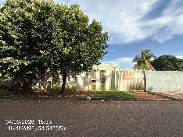 Vende-se em Rondonopolis-MT  Casa, 81.95 de área total, 81.95 de área privativa, 360.00 de área do terreno,  2_qto(s), a.serv, WC, 1_sala(s), cozinha.