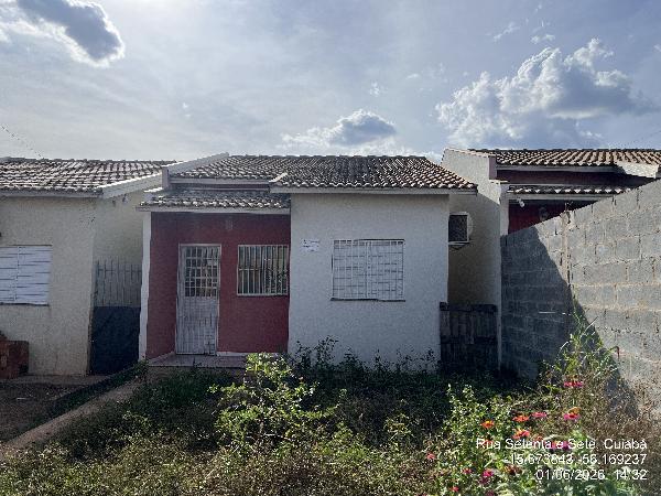 Vende-se em Varzea Grande-MT  Casa, 50.13 de área total, 50.13 de área privativa, 180.00 de área do terreno,  2_qto(s), varanda, a.serv, WC, 1_sala(s), cozinha, 1_vaga(s) de garagem.