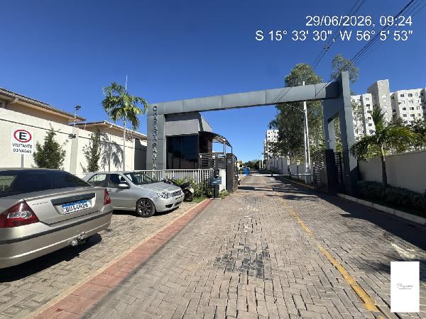 Vende-se em Cuiaba-MT  apto, 97.66 de área total, 39.78 de área privativa,  2_qto(s), WC, 1_sala(s), cozinha, 1_vaga(s) de garagem.