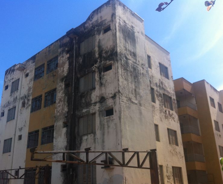 Vende-se em Rondonopolis-MT  apto, 71.98 de área privativa,  3_qto(s), a.serv, WC, 1_sala(s), sacada, cozinha, 1_vaga(s) de garagem.