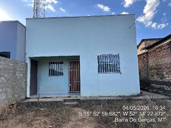 Vende-se em Barra Do Garcas-MT  Casa, 62.00 de área total, 62.00 de área privativa, 225.00 de área do terreno,  2_qto(s), varanda, a.serv, WC, 1_sala(s), cozinha, 1_vaga(s) de garagem.