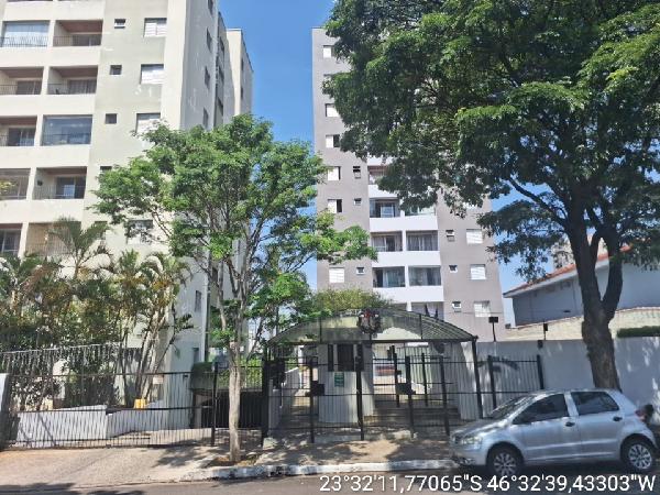 Vende-se em Sao Paulo-SP  apto, 118.80 de área total, 52.26 de área privativa,  2_qto(s), a.serv, WC, 1_sala(s), cozinha, 1_vaga(s) de garagem.