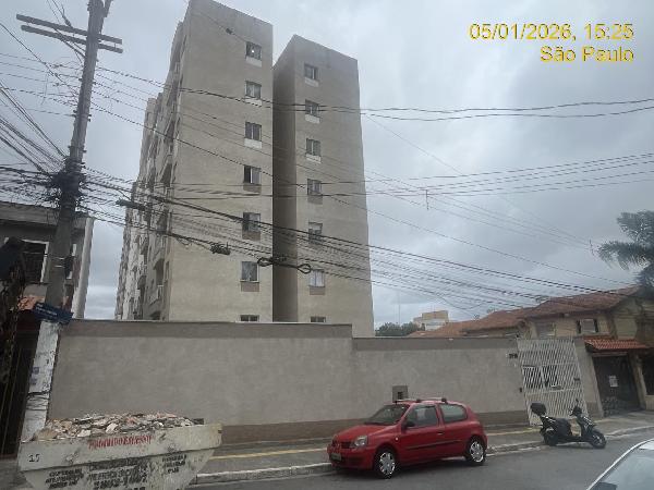 Vende-se em Sao Paulo-SP  apto, 57.44 de área total, 40.06 de área privativa,  2_qto(s), WC, 1_sala(s), cozinha.