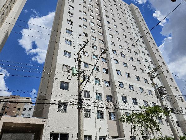 Vende-se em Sao Paulo-SP  apto, 77.67 de área total, 41.48 de área privativa,  2_qto(s), a.serv, WC, 1_sala(s), cozinha, 1_vaga(s) de garagem.