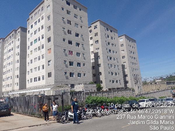 Vende-se em Sao Paulo-SP  apto, 59.57 de área total, 41.56 de área privativa,  2_qto(s), WC, 1_sala(s), cozinha.