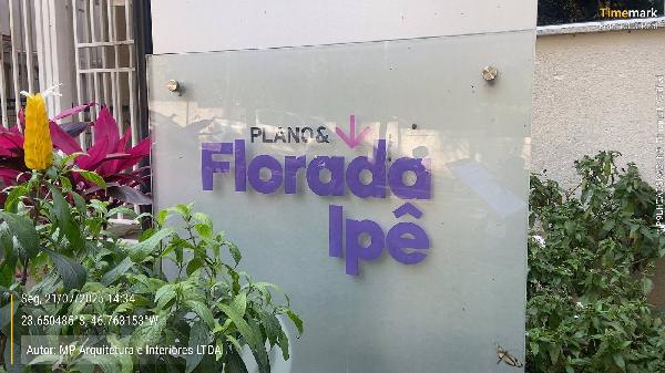 Vende-se em Sao Paulo-SP  apto, 41.21 de área total, 32.75 de área privativa,  2_qto(s), a.serv, WC, 1_sala(s), cozinha.