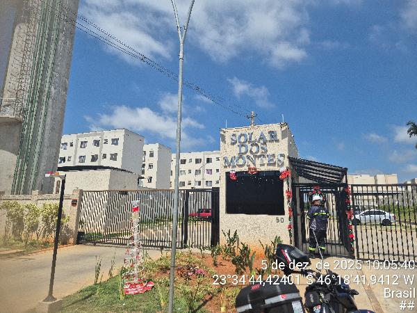 Vende-se em Suzano-SP  apto, 105.80 de área total, 40.82 de área privativa,  2_qto(s), a.serv, WC, 1_sala(s), cozinha, 1_vaga(s) de garagem.