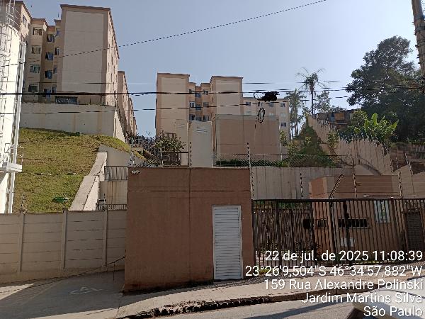 Vende-se em Sao Paulo-SP  apto, 78.08 de área total, 38.69 de área privativa,  2_qto(s), WC, 1_sala(s), cozinha.