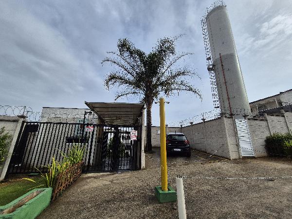 Vende-se em Sao Paulo-SP  apto, 64.45 de área total, 38.72 de área privativa,  2_qto(s), WC, 1_sala(s), cozinha.