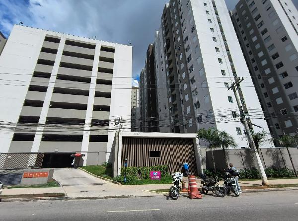 Vende-se em Sao Paulo-SP  apto, 81.81 de área total, 41.00 de área privativa, 1_vaga(s) de garagem.