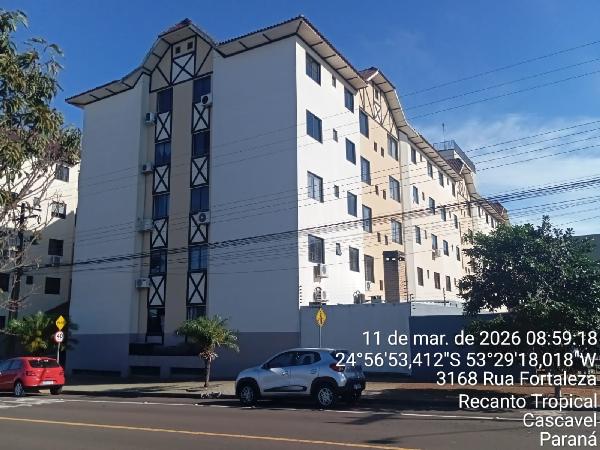 Vende-se em Cascavel-PR  apto, 93.22 de área total, 60.44 de área privativa,  2_qto(s), a.serv, WC, 1_sala(s), cozinha, 1_vaga(s) de garagem.