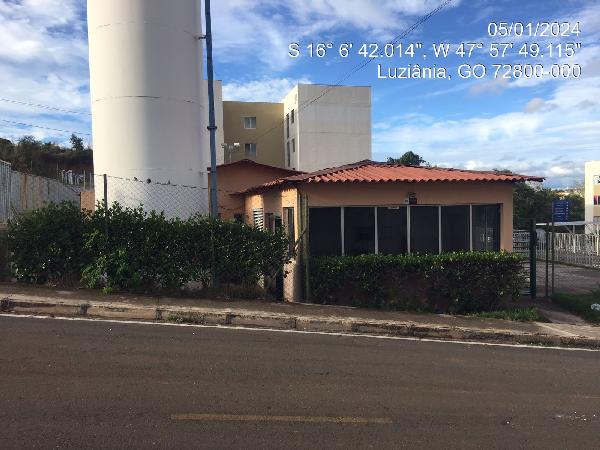 Vende-se em Luziania-GO  apto, 46.23 de área privativa,  2_qto(s), a.serv, WC, 1_sala(s), cozinha.