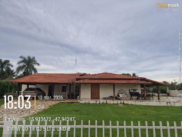 Vende-se em Brasilia-DF  Casa, 339.95 de área total, 339.95 de área privativa, 2125.00 de área do terreno,  3_qto(s), a.serv, WC, WC Emp, 1 lavabo(s), DCE.