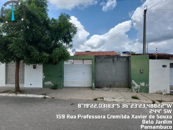 Vende-se em Belo Jardim-PE  Casa, 46.30 de área total, 46.30 de área privativa, 148.12 de área do terreno,  2_qto(s), a.serv, WC, 1_sala(s), cozinha, 1_vaga(s) de garagem.