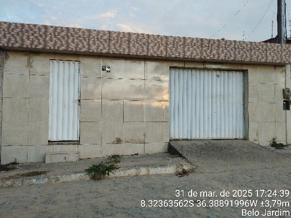 Vende-se em Belo Jardim-PE  Casa, 50.00 de área total, 50.00 de área privativa, 148.20 de área do terreno,  2_qto(s), a.serv, WC, 1_sala(s), cozinha, 1_vaga(s) de garagem.