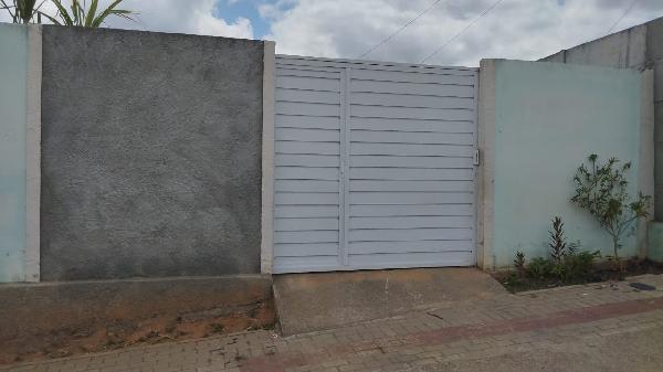 Vende-se em Belo Jardim-PE  Casa, 46.30 de área privativa, 148.20 de área do terreno,  2_qto(s), a.serv, WC, 1_sala(s), cozinha.