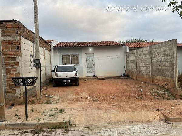 Vende-se em Belo Jardim-PE  Casa, 50.18 de área privativa, 125.02 de área do terreno,  2_qto(s), a.serv, WC, 1_sala(s), cozinha.