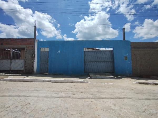 Vende-se em Belo Jardim-PE  Casa, 50.00 de área total, 50.00 de área privativa, 148.20 de área do terreno,  2_qto(s), WC, 1_sala(s), cozinha, Terraco, 1_vaga(s) de garagem.