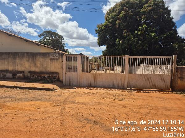 Vende-se em Luziania-GO  Casa, 51.78 de área privativa, 150.00 de área do terreno,  2_qto(s), WC, 1_sala(s), sacada, cozinha.