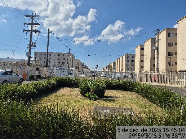 Vende-se em Porto Alegre-RS  apto, 79.35 de área total, 40.26 de área privativa,  2_qto(s), WC, 1_sala(s), cozinha.