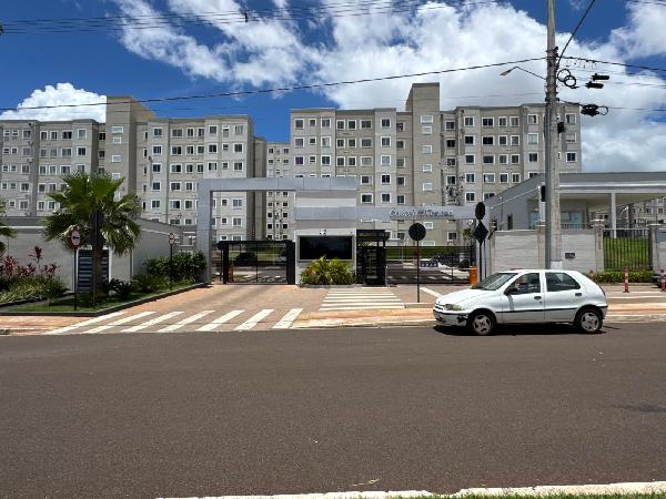Vende-se em Campo Grande-MS  apto, 88.95 de área total, 40.43 de área privativa,  2_qto(s), WC, 1_sala(s), cozinha, 1_vaga(s) de garagem.