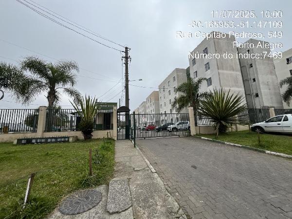 Vende-se em Porto Alegre-RS  apto, 77.89 de área total, 38.72 de área privativa,  2_qto(s), WC, 1_sala(s), cozinha, 1_vaga(s) de garagem.