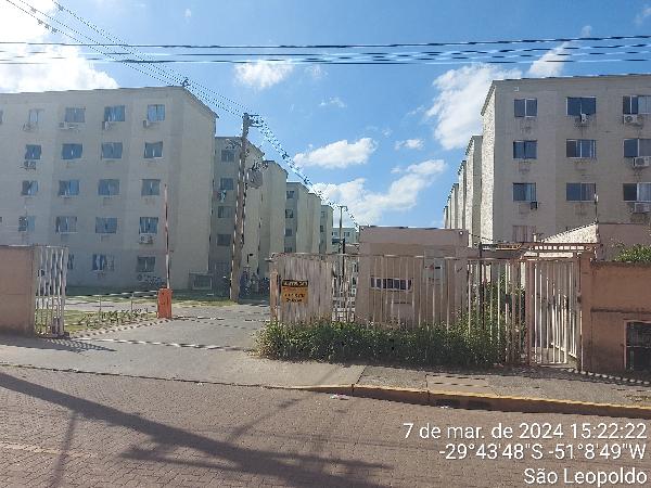 Vende-se em Sao Leopoldo-RS  apto, 41.19 de área privativa,  2_qto(s), a.serv, WC, 1_sala(s), cozinha.