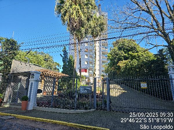 Vende-se em Sao Leopoldo-RS  apto, 43.64 de área total, 779.74 de área privativa,  4_qto(s), varanda, a.serv, WC, WC Emp, 3_sala(s), 1 lavabo(s), DCE, cozinha, Terraco, 3_vaga(s) de garagem.