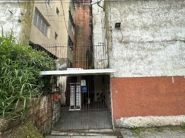 Vende-se em Porto Alegre-RS  apto, 53.84 de área total, 49.08 de área privativa,  2_qto(s), WC, 1_sala(s), cozinha.