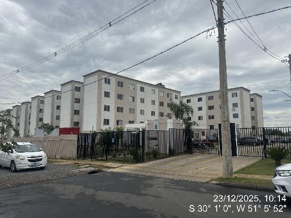 Vende-se em Porto Alegre-RS  apto, 77.79 de área total, 41.19 de área privativa,  2_qto(s), WC, 1_sala(s), cozinha.