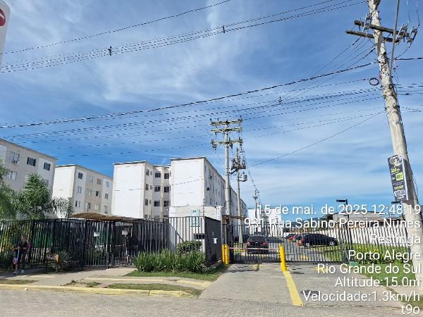 Vende-se em Porto Alegre-RS  apto, 69.88 de área total, 40.99 de área privativa,  1_qto(s), WC, 1_sala(s), cozinha.
