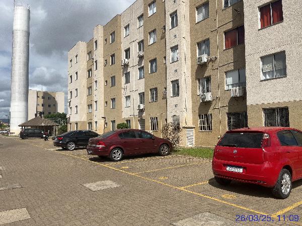 Vende-se em Porto Alegre-RS  apto, 43.58 de área privativa,  2_qto(s), WC, 1_sala(s), cozinha, 1_vaga(s) de garagem.