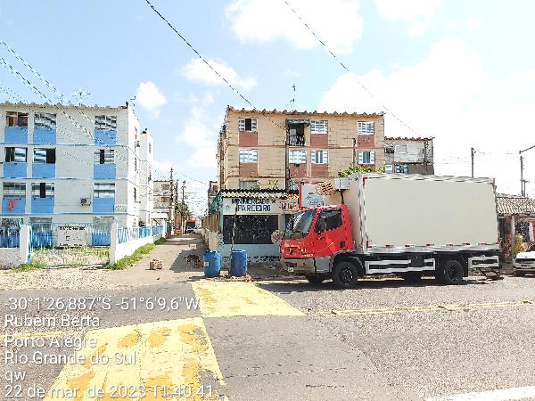 Vende-se em Porto Alegre-RS  apto, 43.20 de área privativa,  2_qto(s), WC, 1_sala(s), cozinha.