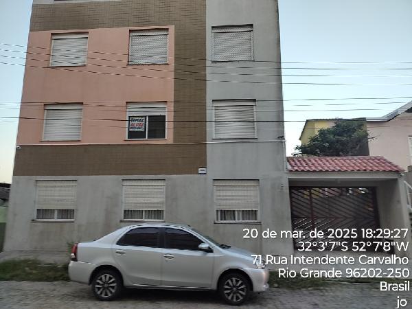 Vende-se em Rio Grande-RS  apto, 72.72 de área total, 55.04 de área privativa,  2_qto(s), a.serv, WC, 1_sala(s), cozinha, 1_vaga(s) de garagem.