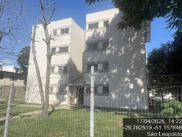 Vende-se em Sao Leopoldo-RS  apto, 44.17 de área total, 40.07 de área privativa,  2_qto(s), WC, 1_sala(s), cozinha.