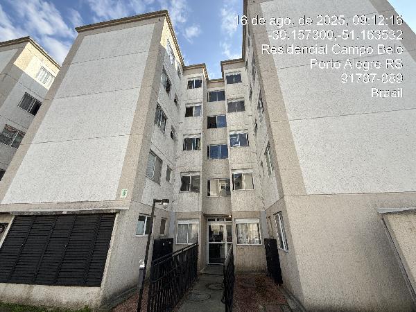 Vende-se em Porto Alegre-RS  apto, 81.99 de área total, 41.19 de área privativa,  2_qto(s), WC, 1_sala(s), cozinha.