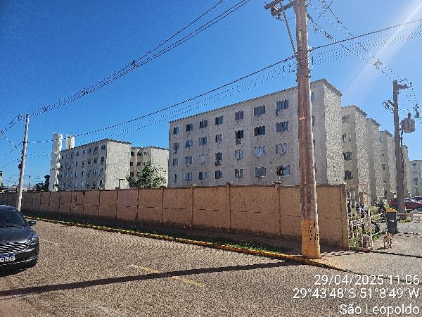 Vende-se em Sao Leopoldo-RS  apto, 81.28 de área total, 41.19 de área privativa,  2_qto(s), WC, 1_sala(s), cozinha.