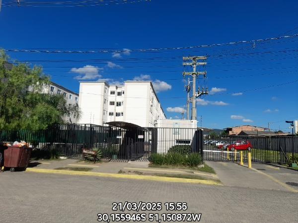 Vende-se em Porto Alegre-RS  apto, 69.88 de área total, 40.99 de área privativa,  2_qto(s), WC, 1_sala(s), cozinha.