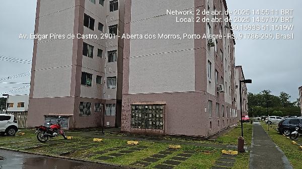 Vende-se em Porto Alegre-RS  apto, 81.20 de área total, 40.29 de área privativa,  2_qto(s), WC, 1_sala(s), cozinha.